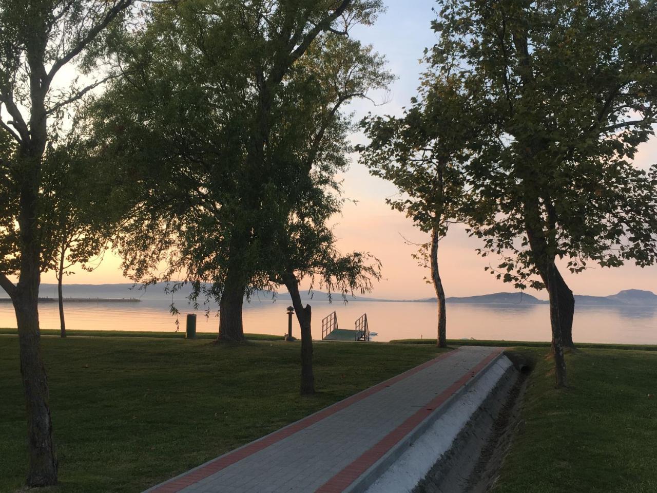 Pelso Wellness Hotel Balatonfenyves Esterno foto